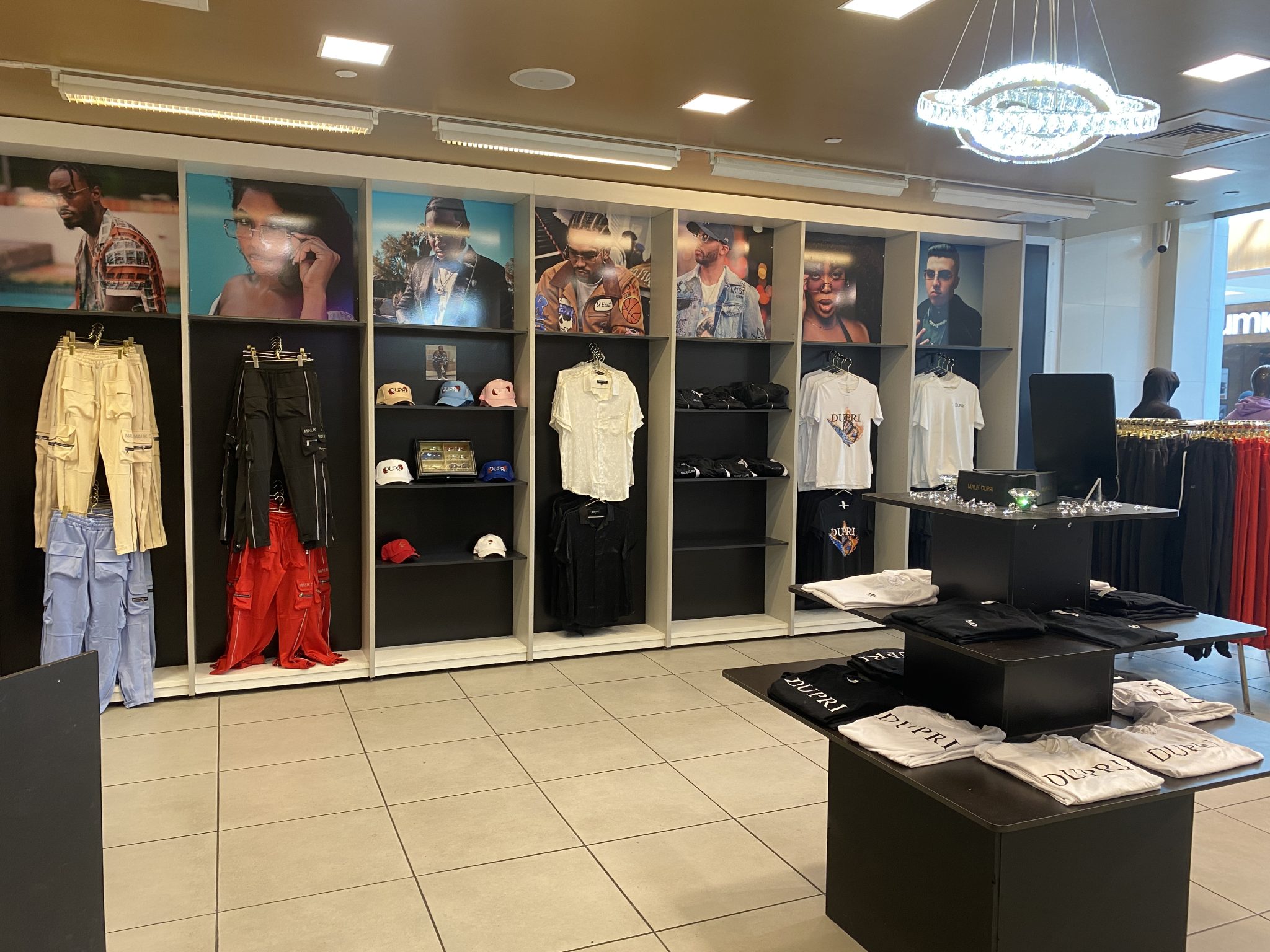 MALIK DUPRI ROOSEVELT FIELD MALL STORE (B/A)